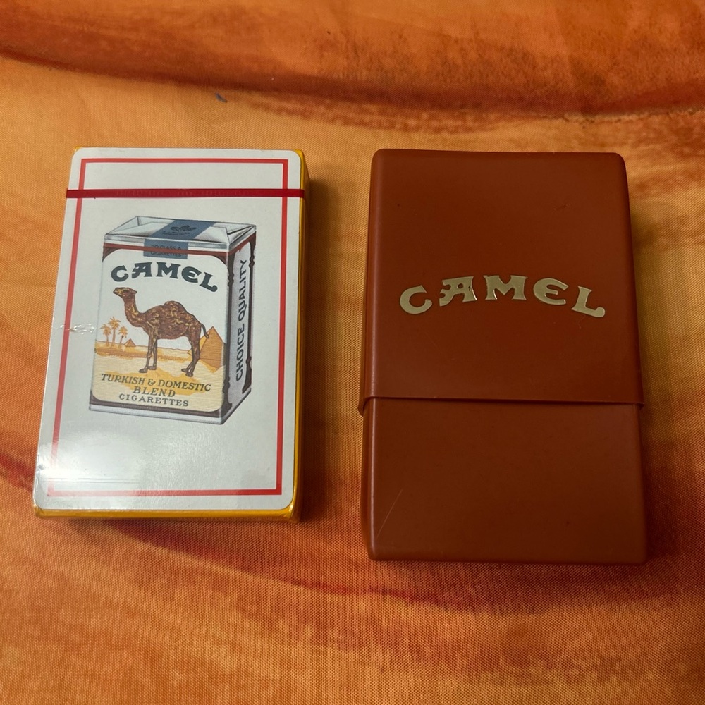 Vintage Complete Set of CAMEL
Cigarette Advertising Playing Cards